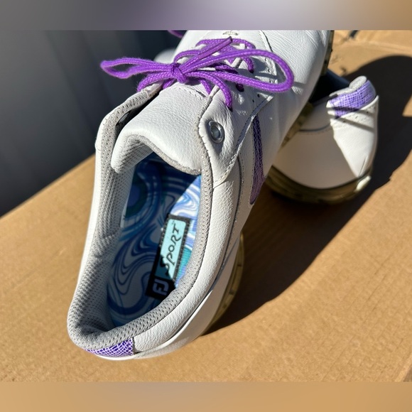 FootJoy Golf Shoes great condition well taken care of!! Sz 8.5 - Picture 3 of 7